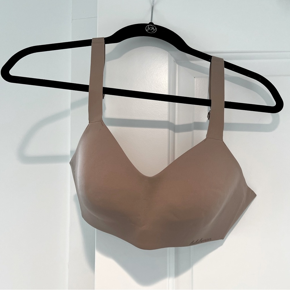 NWT: lululemon bra